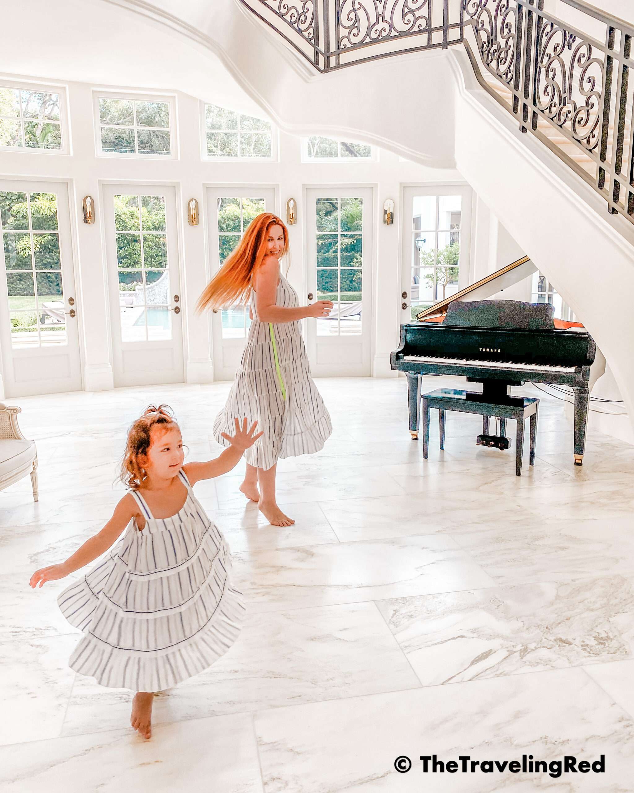 Mom Hacks for Photographing Kids - Keep your child busy by doing something else like dancing. Your kid will have fun and be smiling instead of refusing to take photos. #MomHacks #KidPhotography #MomTips #Toddlers #PhotographyTips