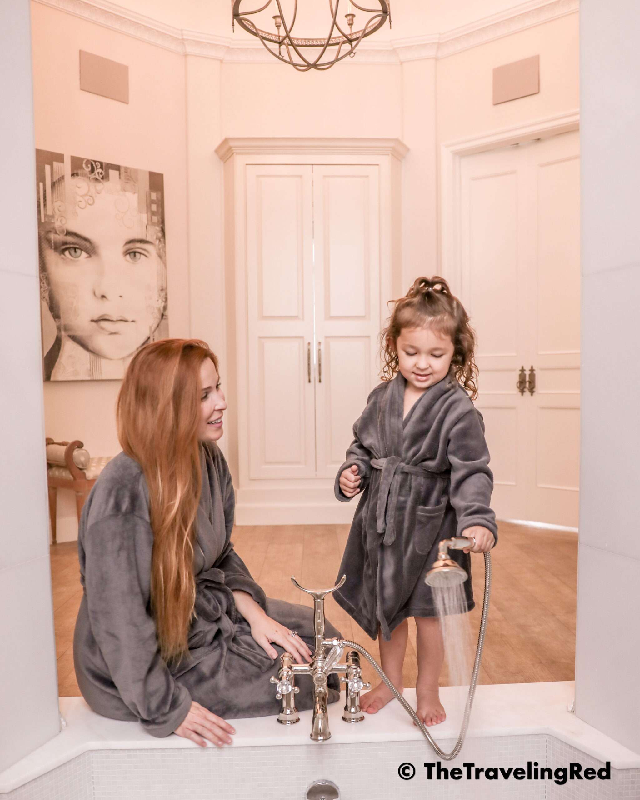 Mom Hacks to photograph toddlers that refuse to cooperate. Instead of asking them to smile and pose, give them something to do. Any task that keeps them busy will allow them to focus on the task instead of the photos being taken. #MomHacks #KidPhotography #MomTips #Toddlers #PhotographyTips